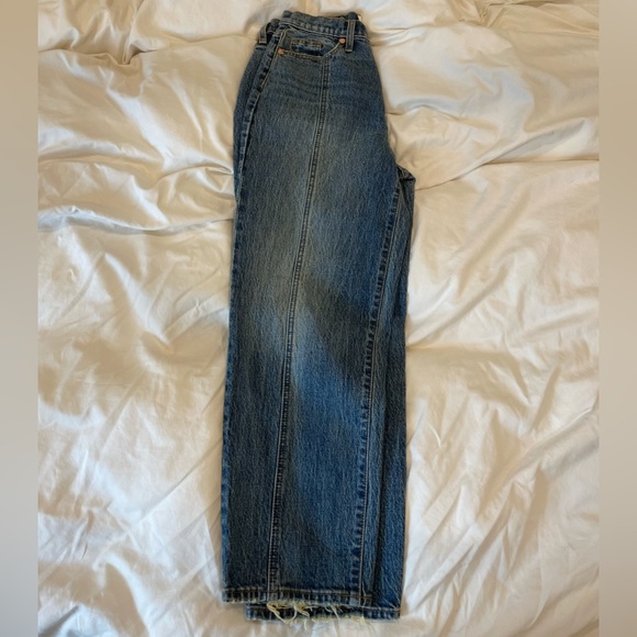 Universal Thread High Waisted Straight Jeans Size 2 - Picture 7 of 10
